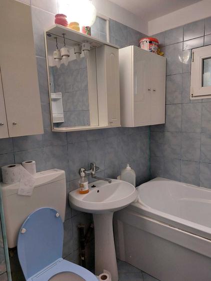 Apartament cu 2 camere decomandat în Exterior Vest