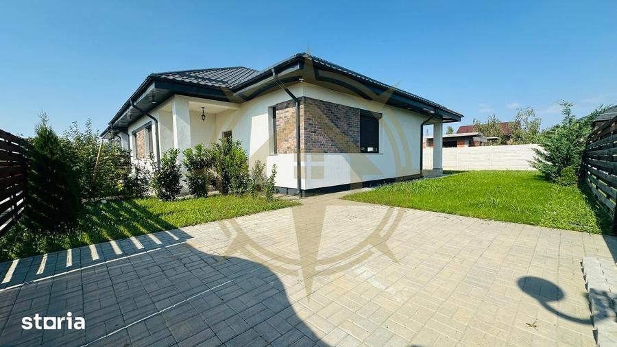 Casă cu 4 camere cu Teren 450 Mp în Tamași