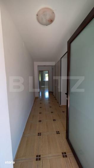 Casă cu 4 camere cu Teren 400 Mp în Central