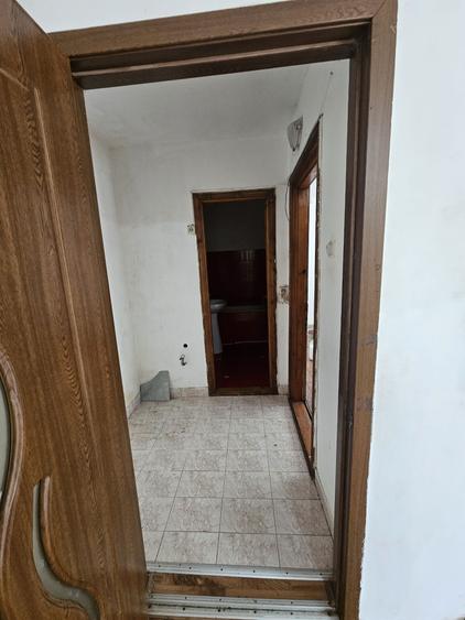 Apartament cu 2 camere semidecomandat în Lacu