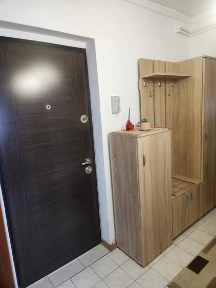 Apartament cu 2 camere decomandat în Ostroveni
