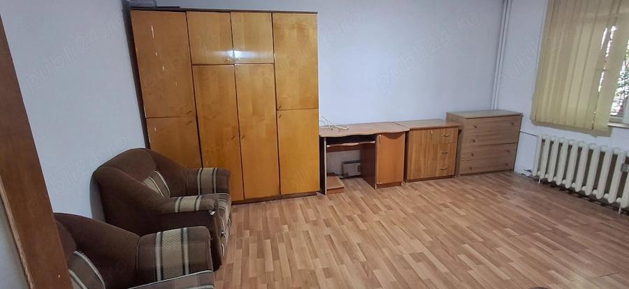 Garsonieră decomandată în Olteniței