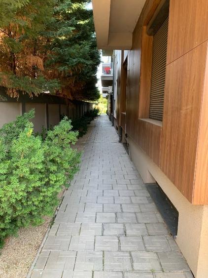 Apartament cu 2 camere decomandat, mobilat în Pajura