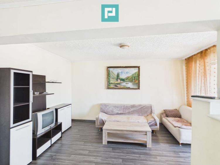 Apartament cu 3 camere decomandat în Nufărul