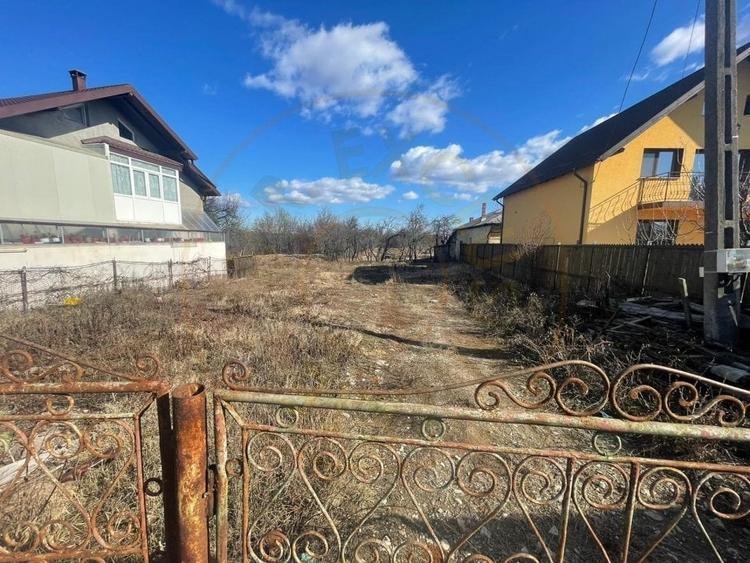 Teren Construcții intravilan de 1035 mp, în Central