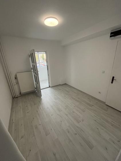 Apartament cu 2 camere în Decebal