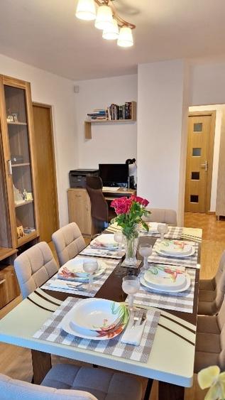 Apartament cu 4 camere decomandat, mobilat în Complex Studențesc