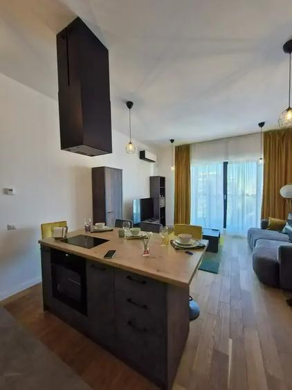 Apartament cu 2 camere semidecomandat, mobilat în Timpuri Noi