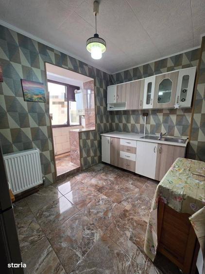 Garsonieră decomandată în Central