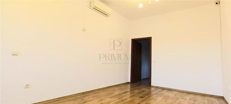 Casă individuală cu 6 camere cu Canalizare în Complex Studențesc