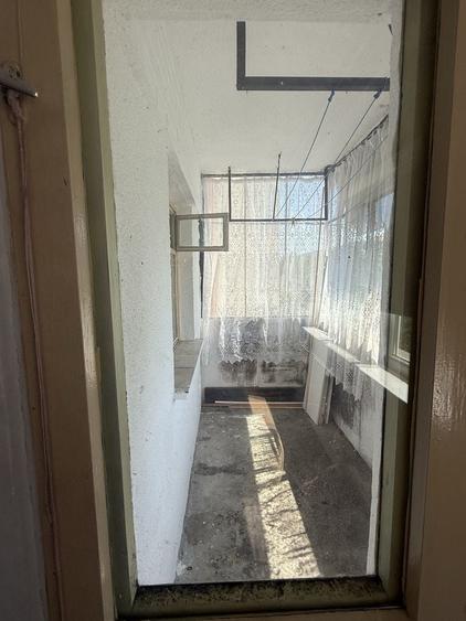 Apartament cu 2 camere decomandat în 1 Mai