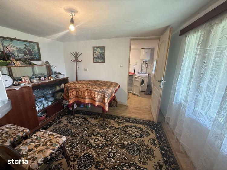 Casă cu 3 camere cu Teren 813 Mp în Adunați