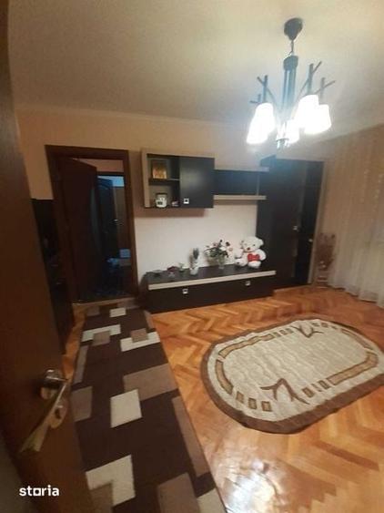 Apartament de vanzare, Zona Crihala, bloc D4 Narciselor - 1