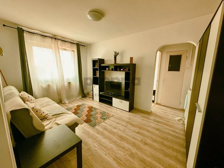 Apartament 2 camere renovat, mobilat și utilat - 2