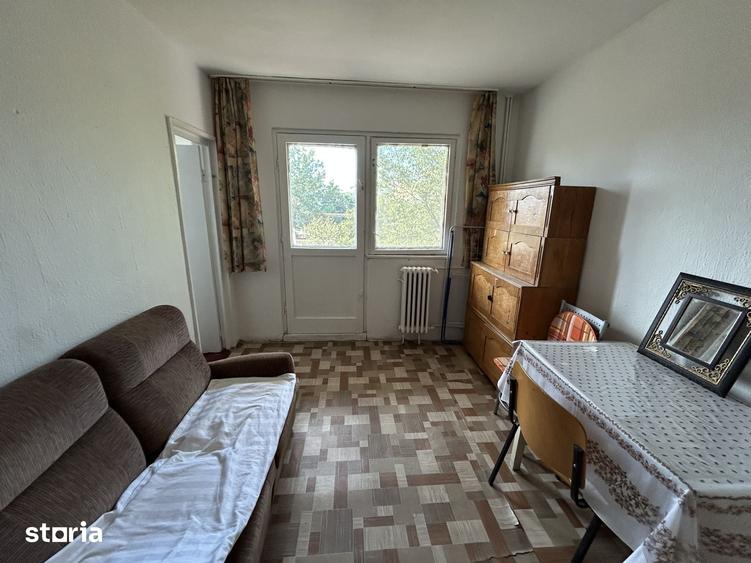 Garsonieră în Micălaca