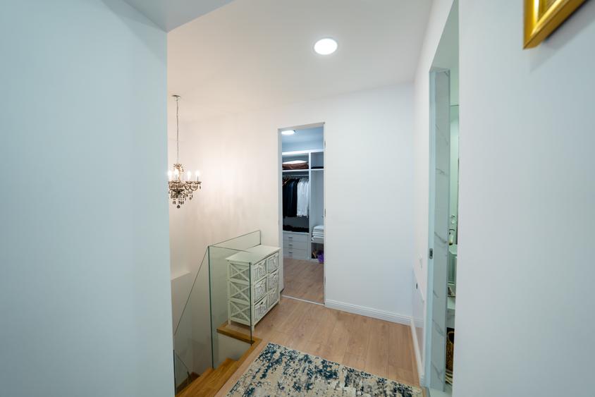 Duplex cu 3 camere cu Canalizare în Cotroceni