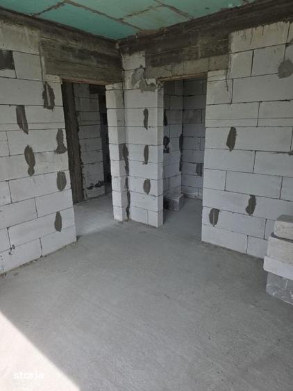 Casă cu 4 camere cu Teren 450 Mp în Central