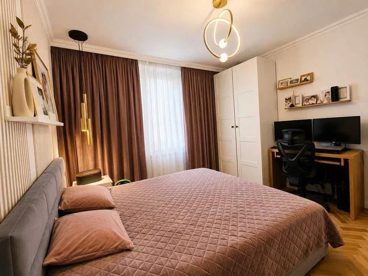 Apartament cu 3 camere decomandat, mobilat în Titan