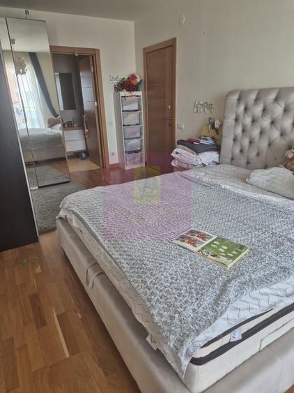 Apartament cu 3 camere decomandat în Dudești