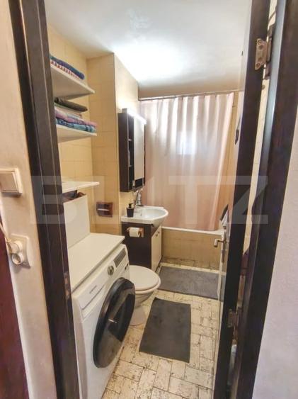 Apartament cu 4 camere semidecomandat, mobilat în Centrul Civic
