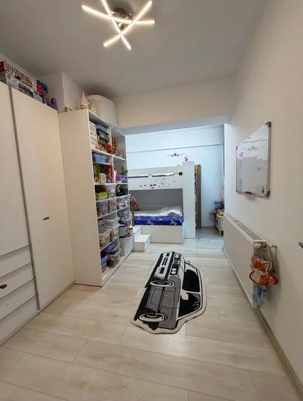 APARTAMENT 3 CAMERE - VEDERE LA LAC – Gherghitei- Comision 0 - 7