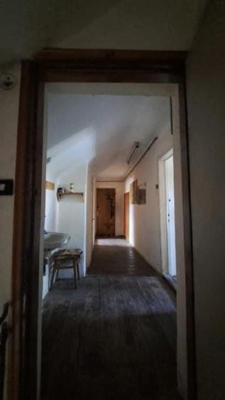 Apartament cu 4 camere decomandat în Armeneasca