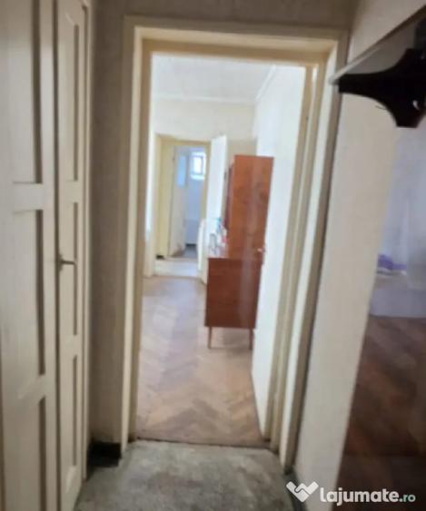 Apartament cu 2 camere decomandat în Ultracentral