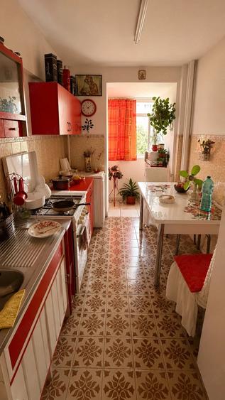 Apartament cu 2 camere semidecomandat în Muncii