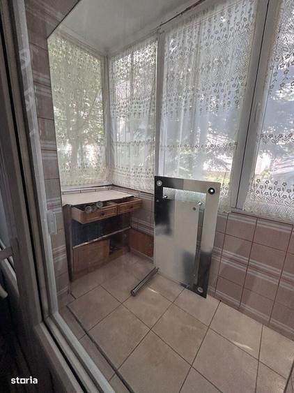 Apartament cu 3 camere decomandat în Obcini
