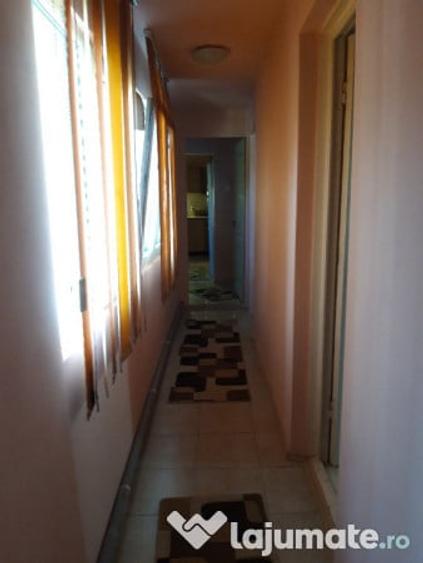 Casă cu 3 camere decomandat cu Teren 70 Mp în Central