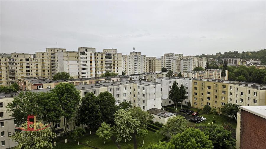 Apartament cu 2 camere decomandat, mobilat în Tudor