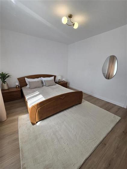 Apartament cu 2 camere decomandat, mobilat în Brâncoveanu