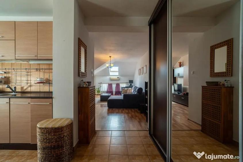 Apartament cu 2 camere semidecomandat în Central