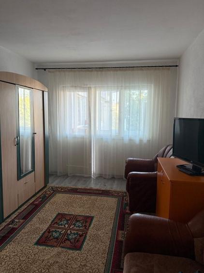 Garsonieră în Sârbi