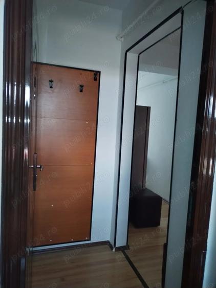 Apartament cu 2 camere decomandat în 13 Decembrie