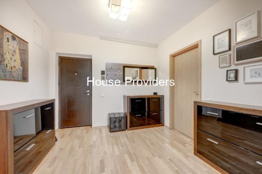 Apartament cu 3 camere, mobilat în Floreasca
