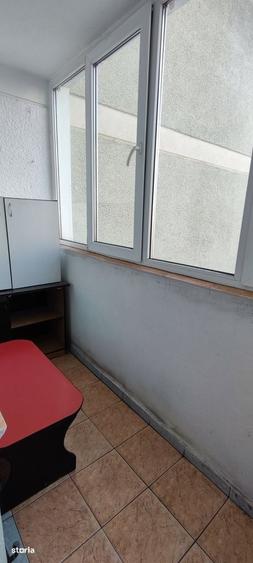 Apartament cu 3 camere decomandat în Dărmănești