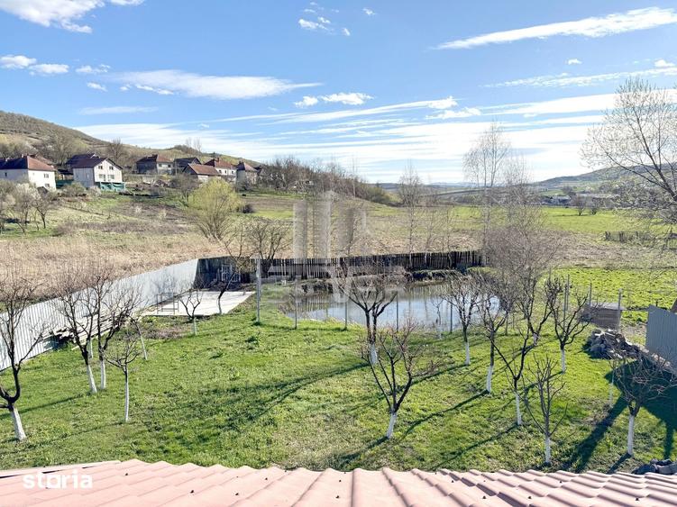 Casă cu 4 camere cu Teren 1000 Mp în Sânpaul
