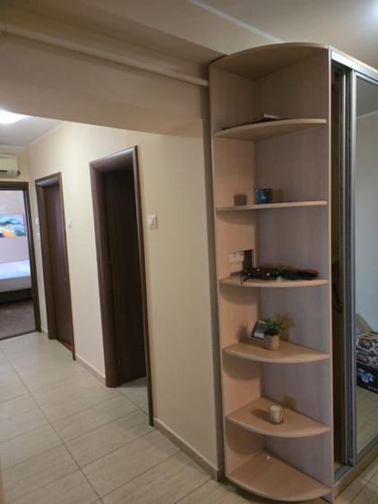 Apartament cu 3 camere decomandat în ICIL