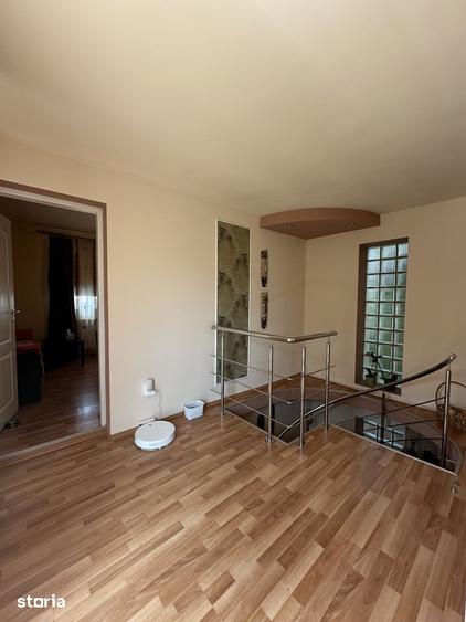 Casă cu 3 camere cu Teren 484 Mp în Cantacuzino