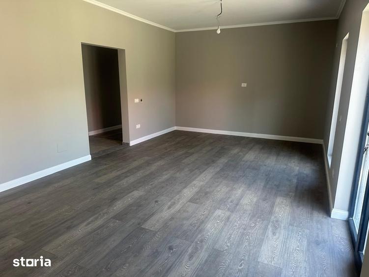 Casă cu 4 camere cu Teren 411 Mp în Clinceni