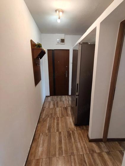 Apartament cu 2 camere semidecomandat în Casa de Cultură