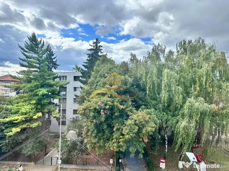 Apartament cu 2 camere decomandat în Ultracentral