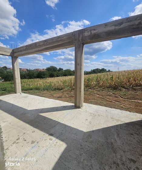Casă cu 4 camere cu Teren 520 Mp în Nojorid