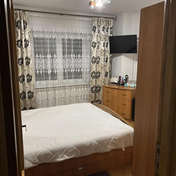 Apartament cu 2 camere decomandat în Buzaului