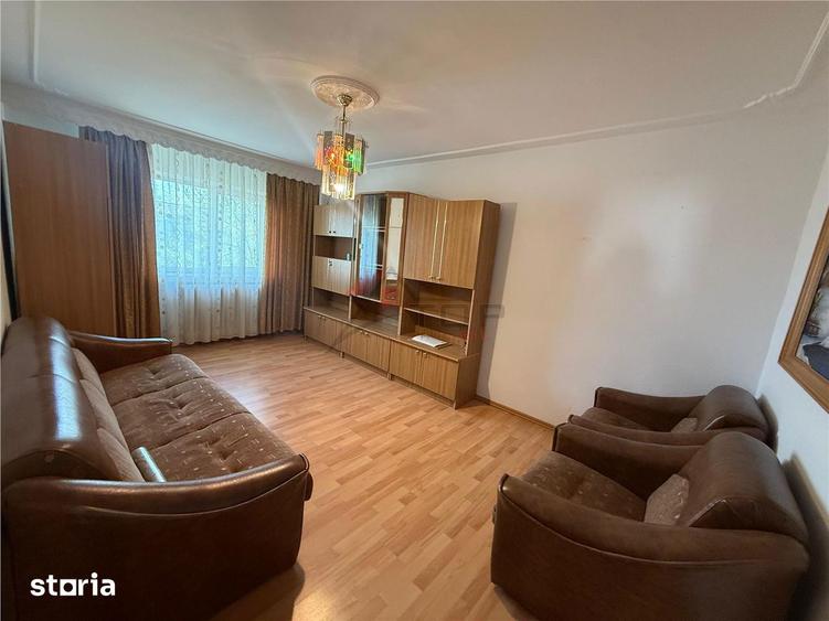 Apartament cu 2 camere decomandat în Nicolina