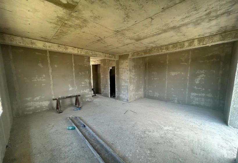 Casă individuală cu 5 camere cu Teren 350 Mp în Bălăceanca