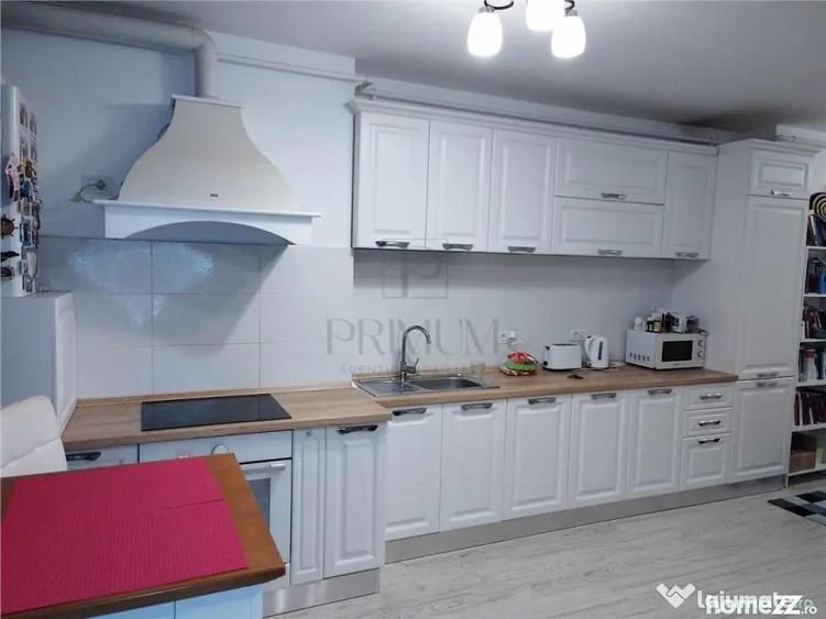 Apartament cu 2 camere semidecomandat în Soarelui