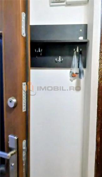 Apartament cu 2 camere decomandat în Alexandru cel Bun