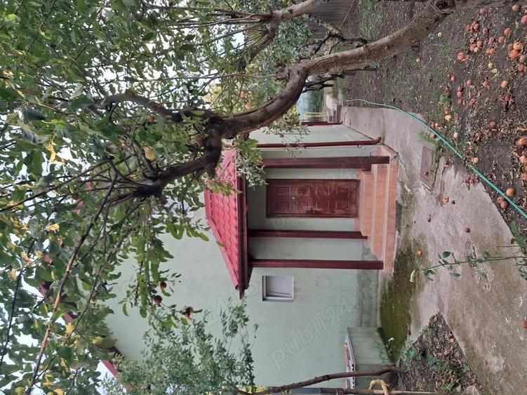 Casă cu 3 camere cu Teren 566 Mp în Central